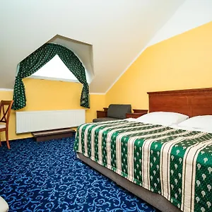otakar-hotel.praguehotelsweb.com/